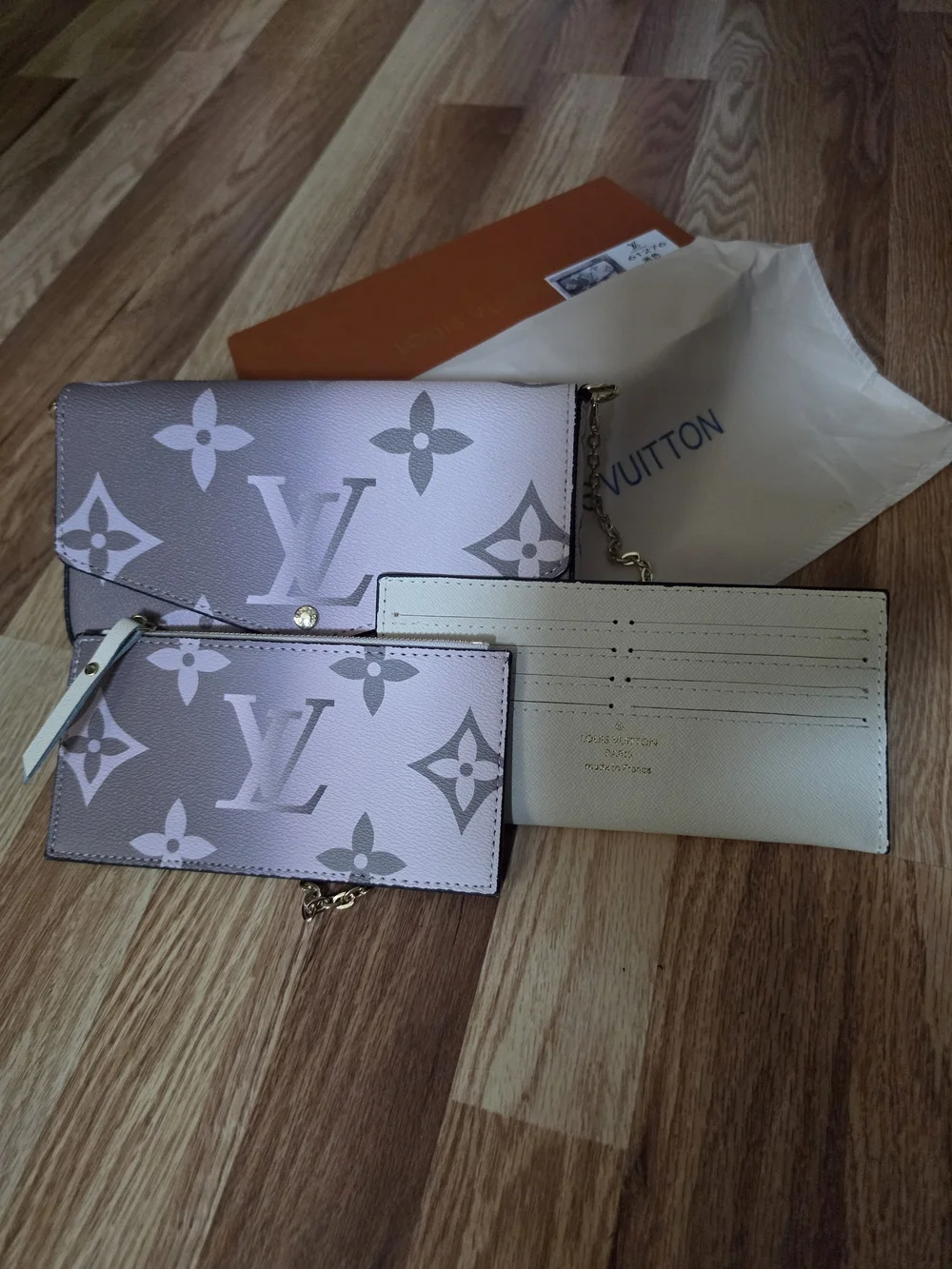 Monogram Gray & White Clutch Wristlet Matching Wallet Coin Purse Card Holder